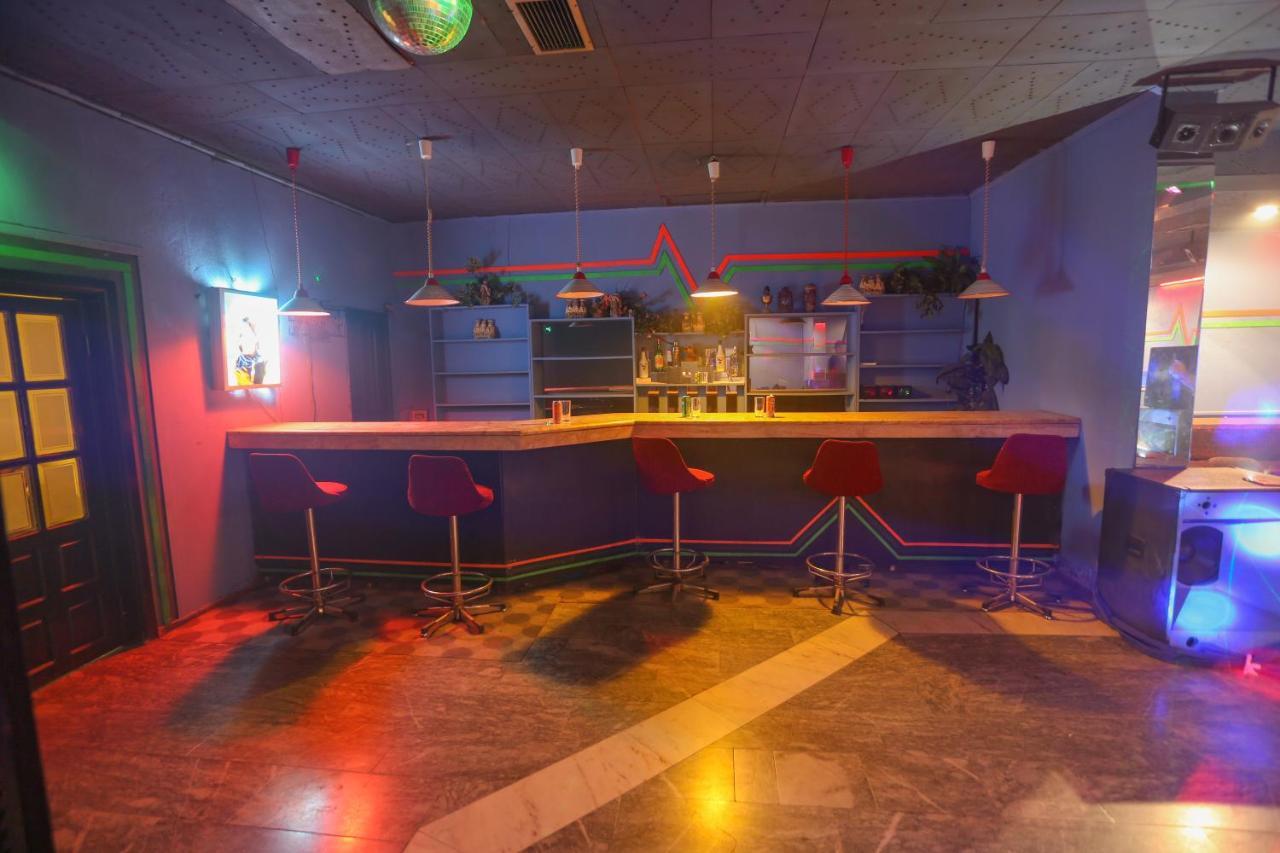 נבשהיר Altinoez Hotel מראה חיצוני תמונה